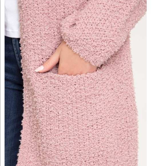 Cozy soft Rose popcorn long cardigan. - Picture 7 of 8